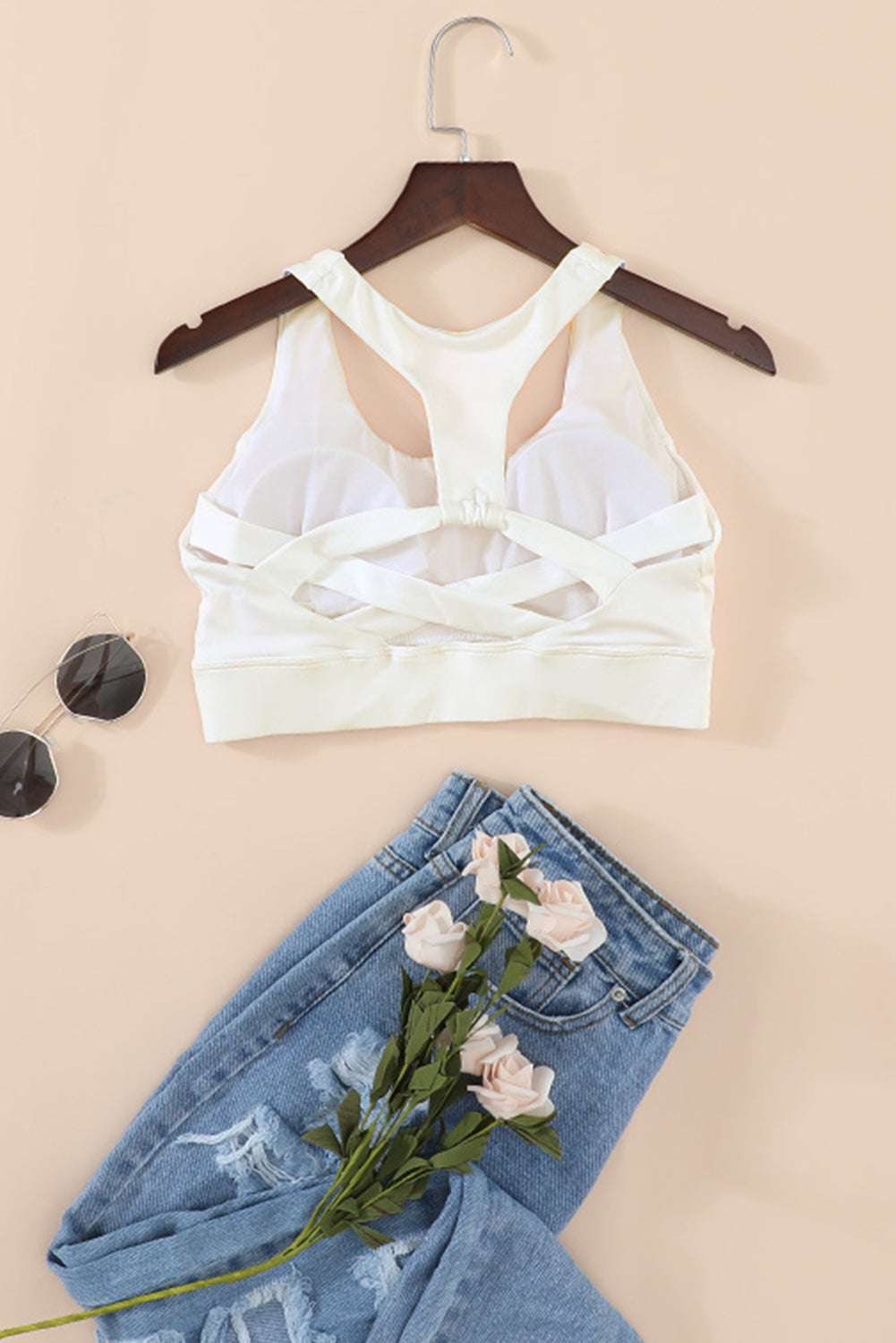 Cut Out Wireless Sports Bra