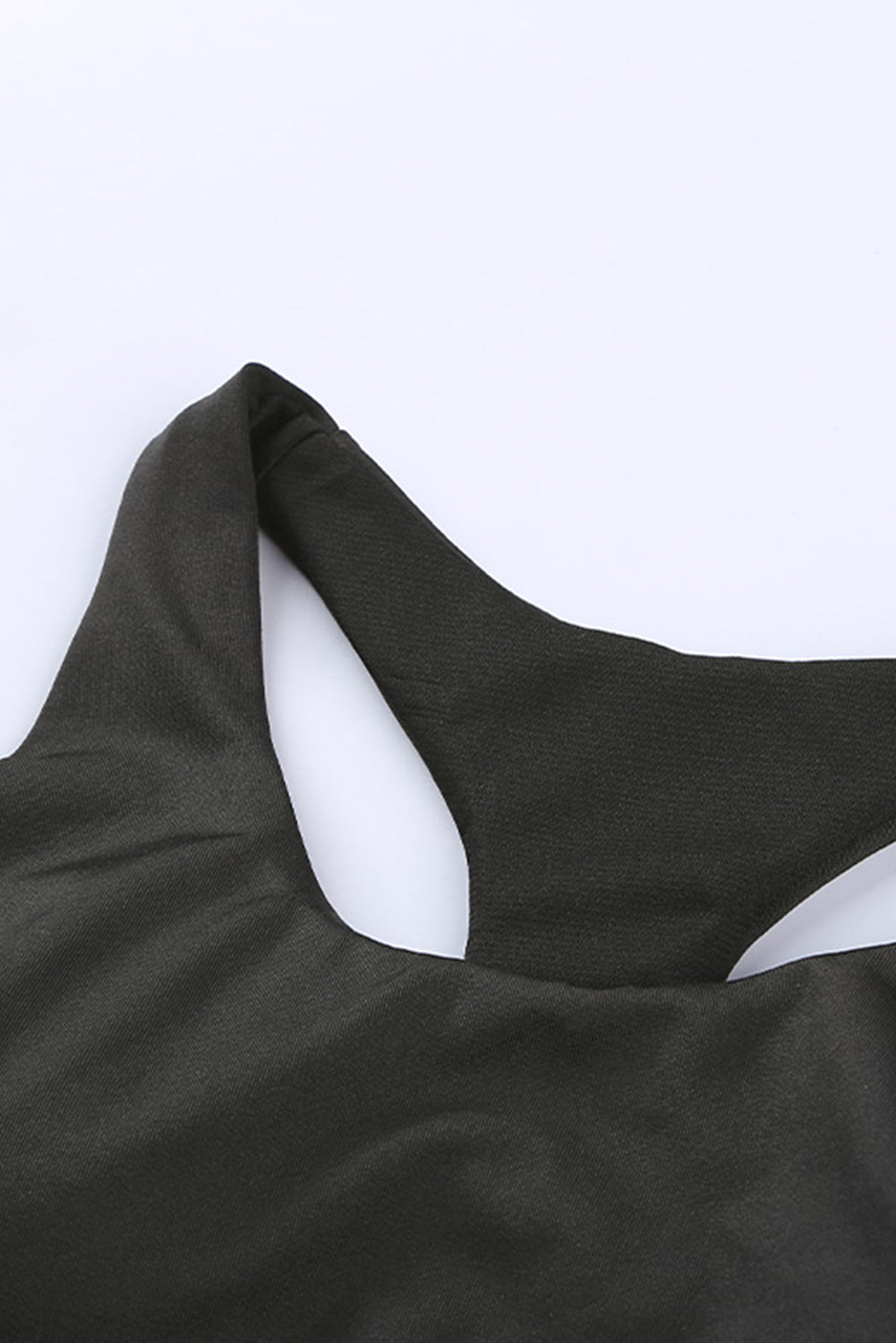 Cut Out Wireless Sports Bra