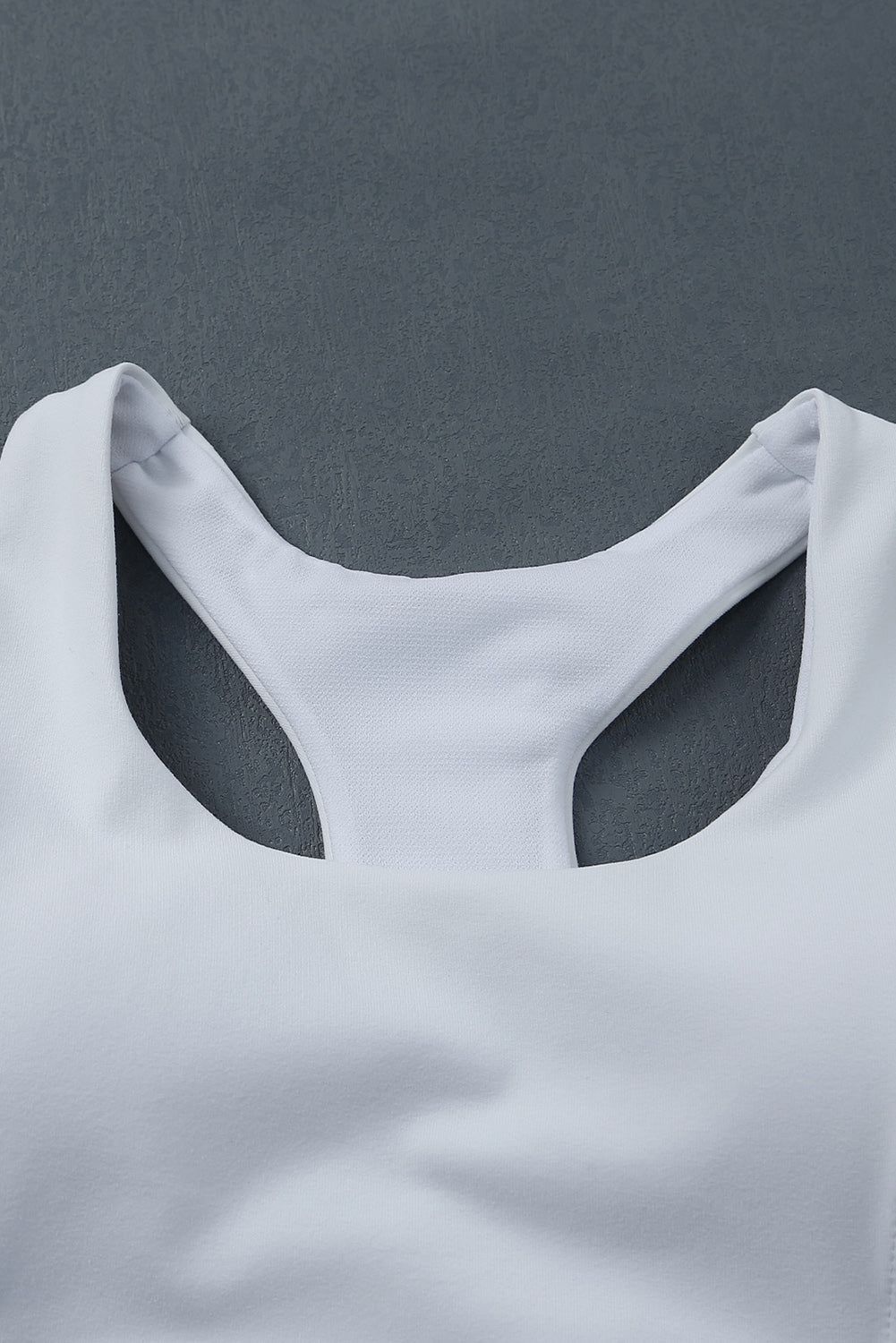 Cut Out Wireless Sports Bra