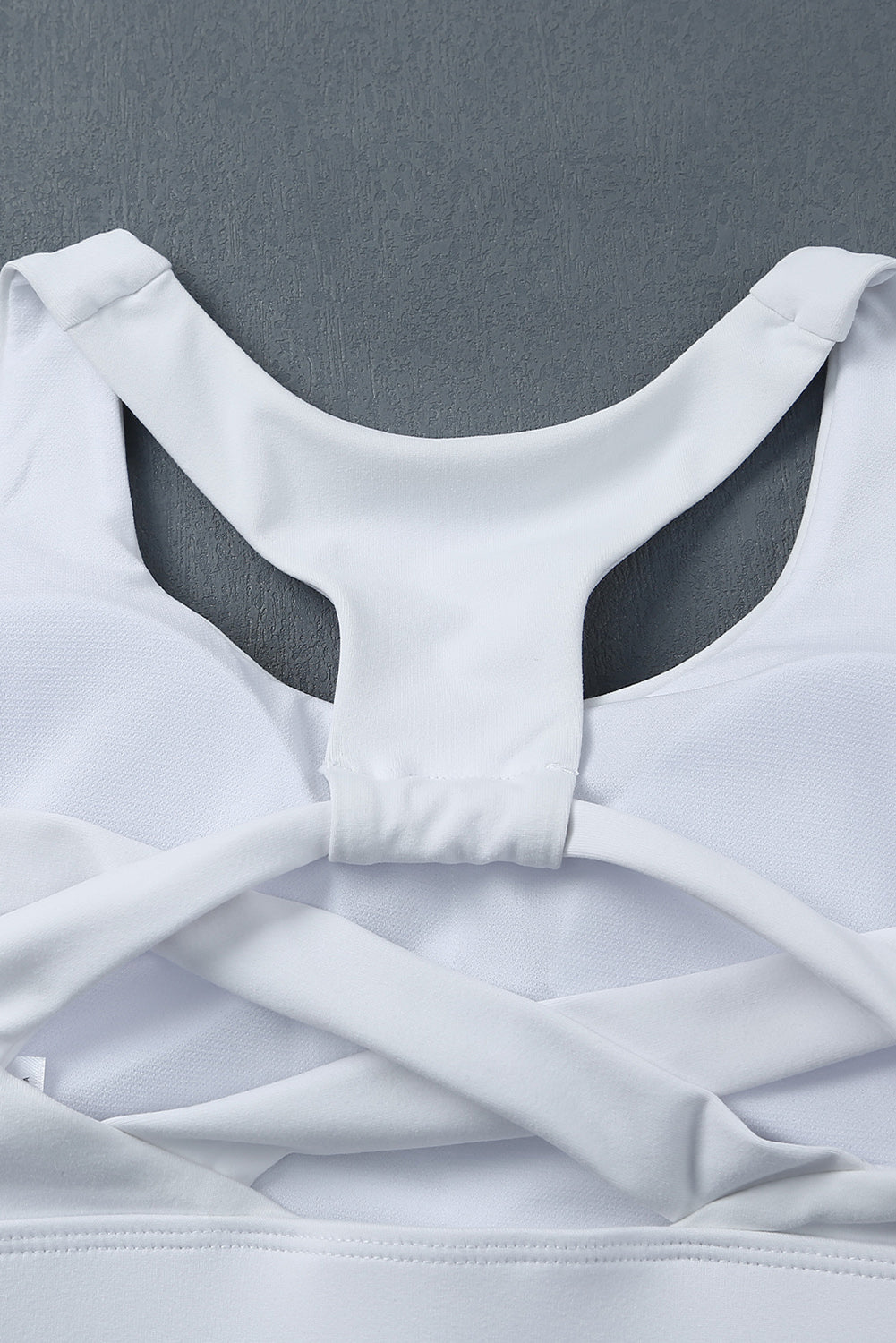 Cut Out Wireless Sports Bra