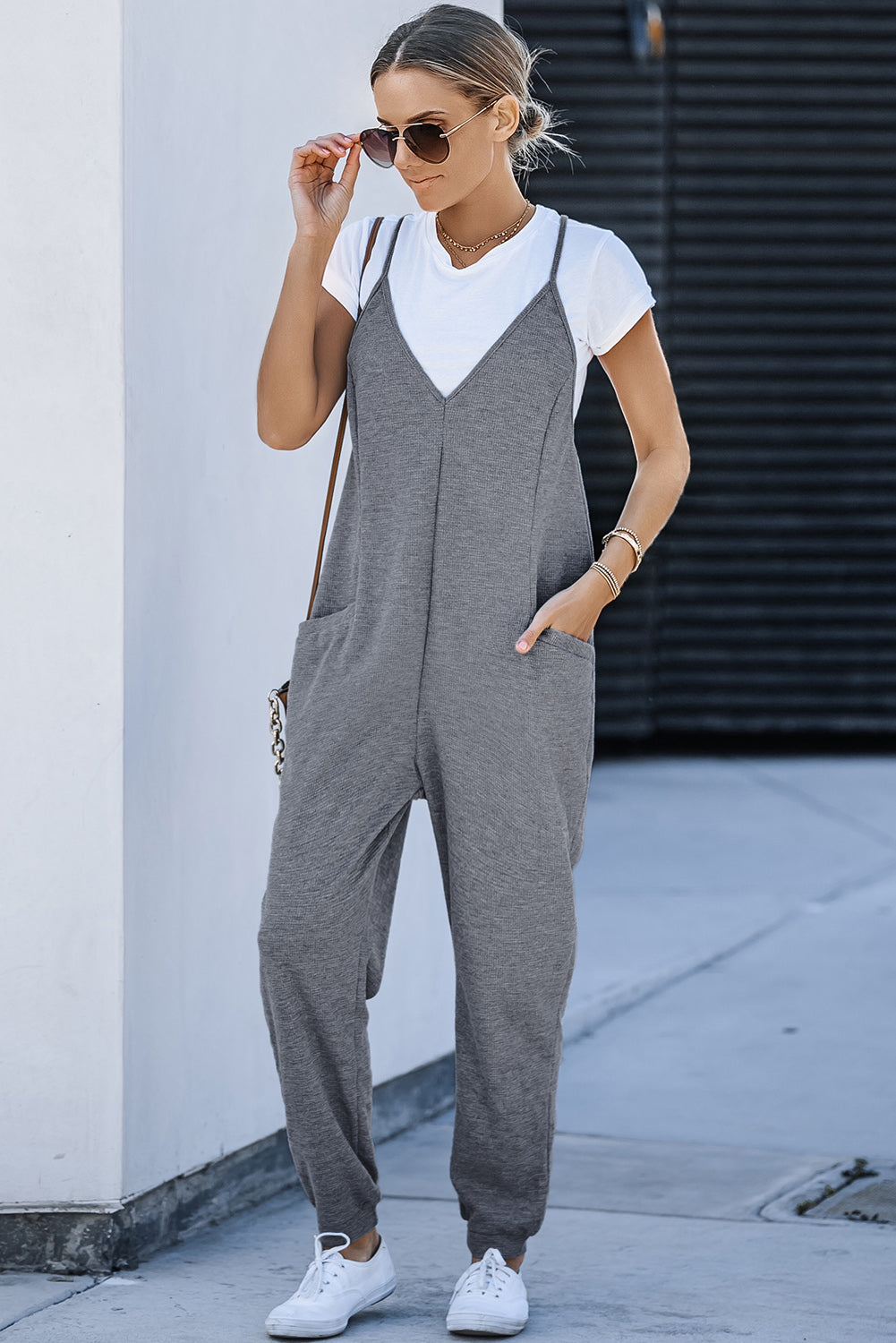 Blue Casual Textured Sleeveless V-Neck Pocketed Jumpsuit
