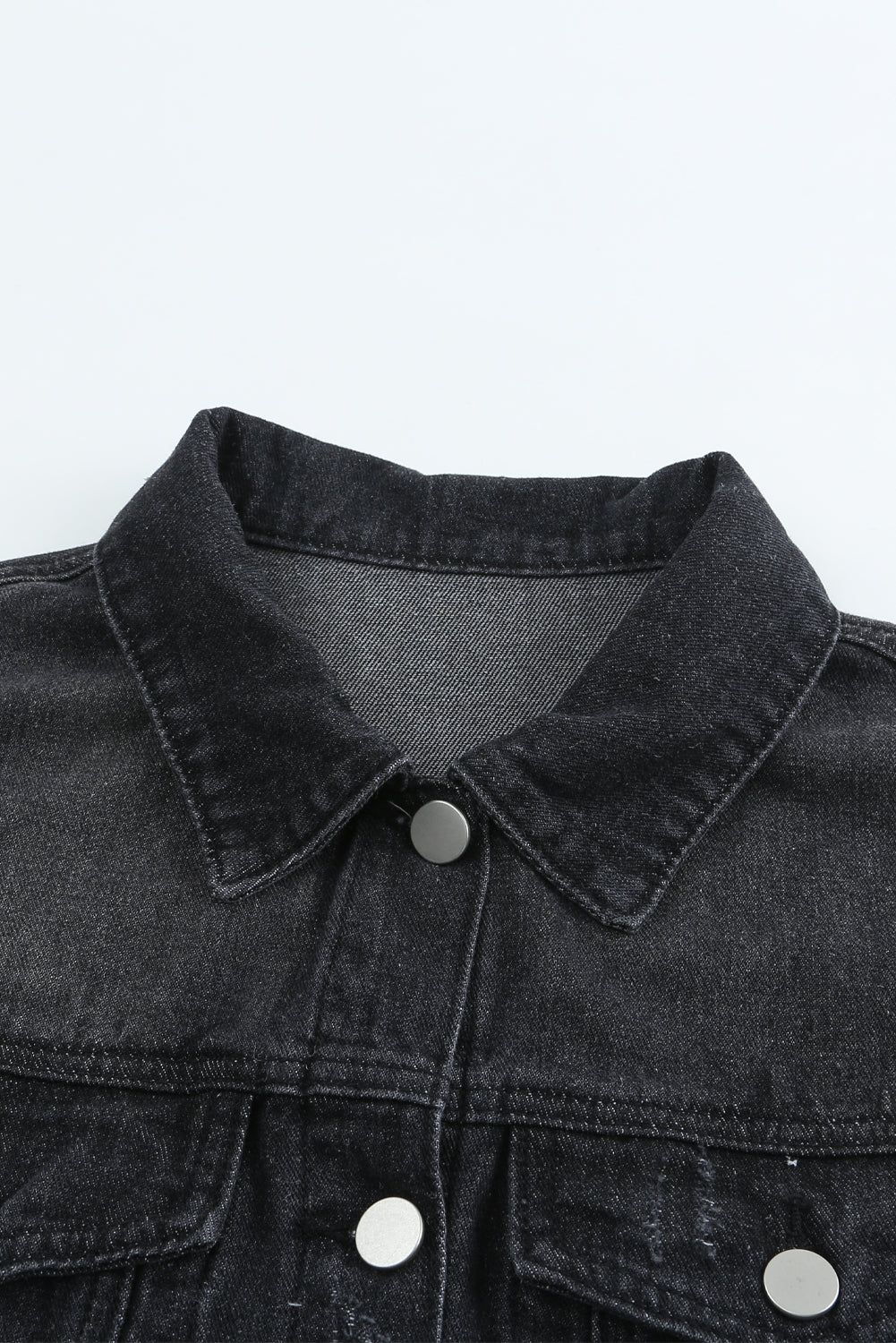 Raw Hem Buttons Denim Jacket