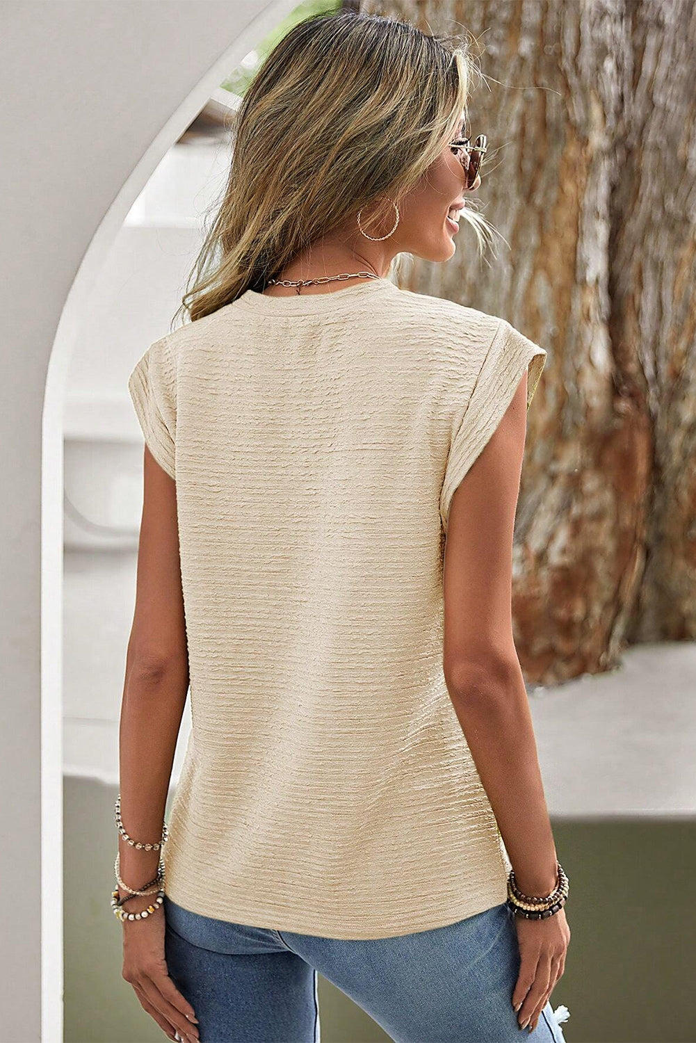 Textured Sleeveless Shirt