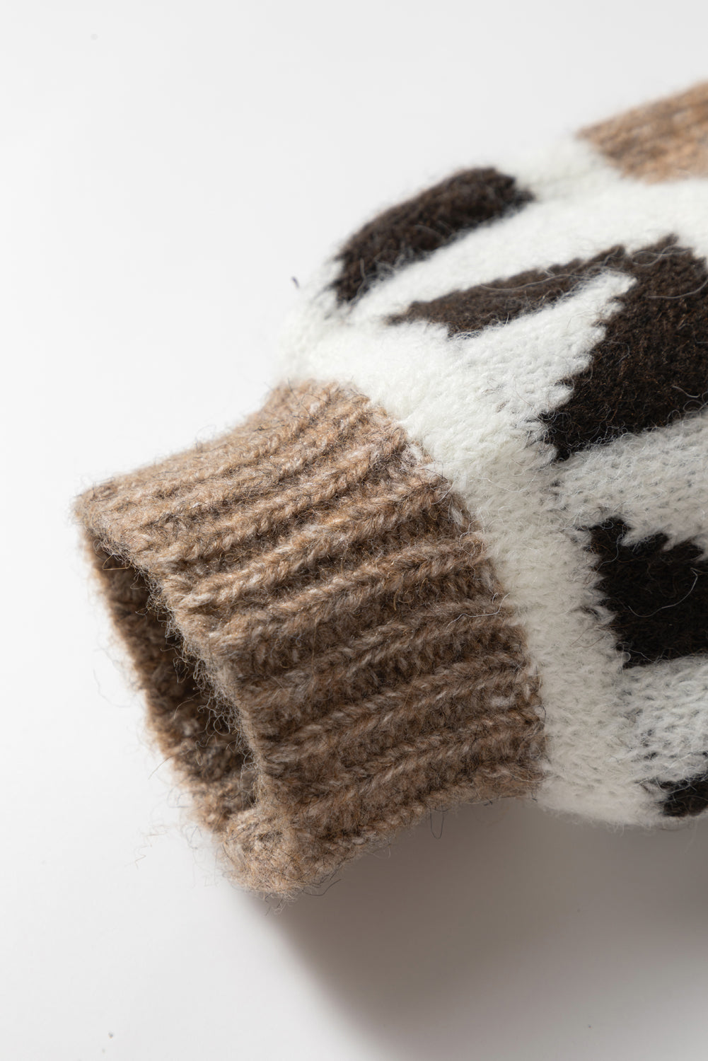 Geometric Pattern Cardigan