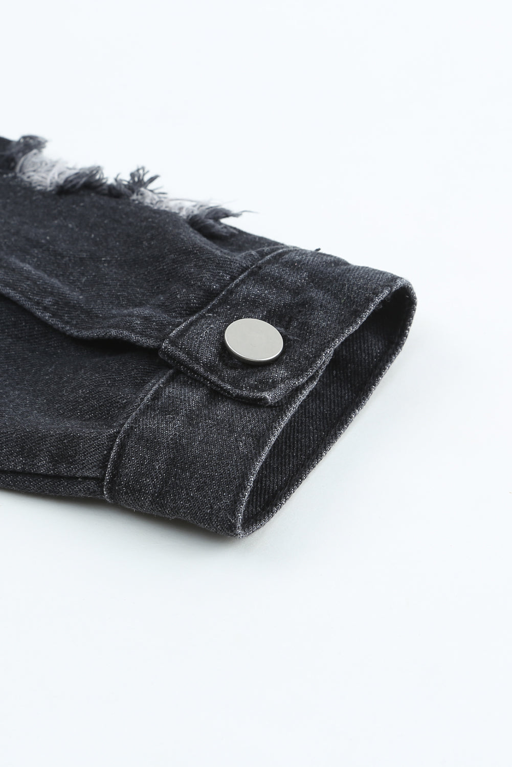 Raw Hem Buttons Denim Jacket